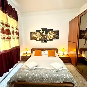 Colosseum Luxury , Roma Italia